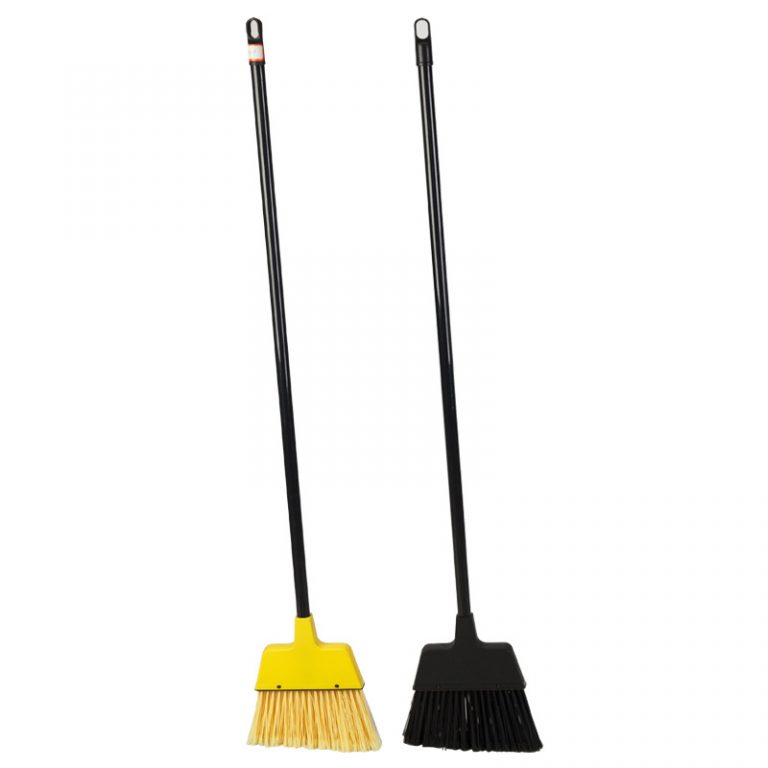 Yard broom manufacturer Thinge Broom