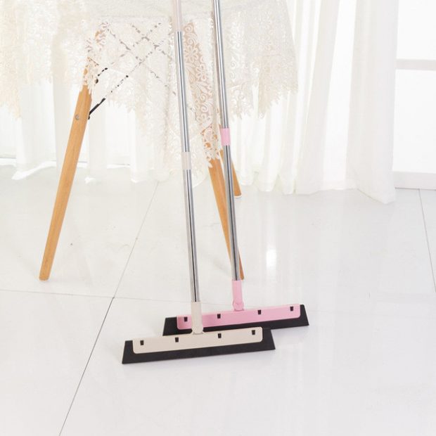 Window cleaning broom brush