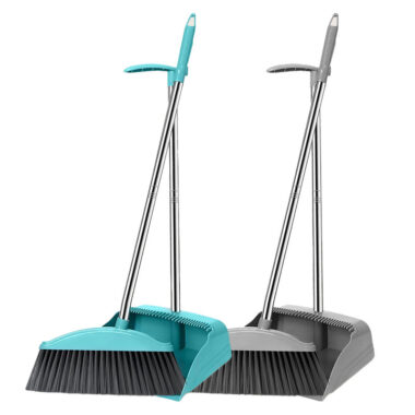 Outdoor House Clean Brooms Set with Windproof Dustpan for Sanitation Use
