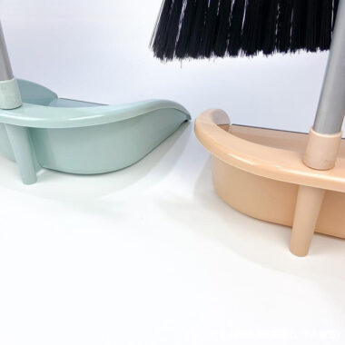 Plastic Soft Broom and Dustpan Set with Iron Handle for Daily Home Cleaning